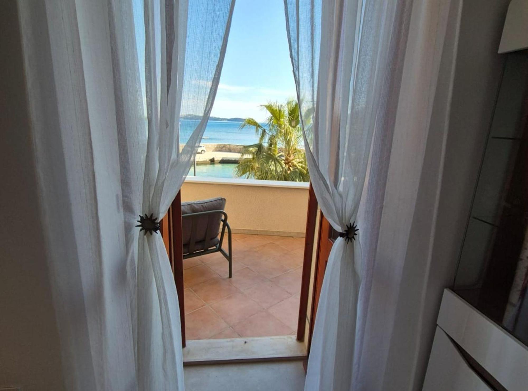 Villa Ana Apartments Млини Екстер'єр фото