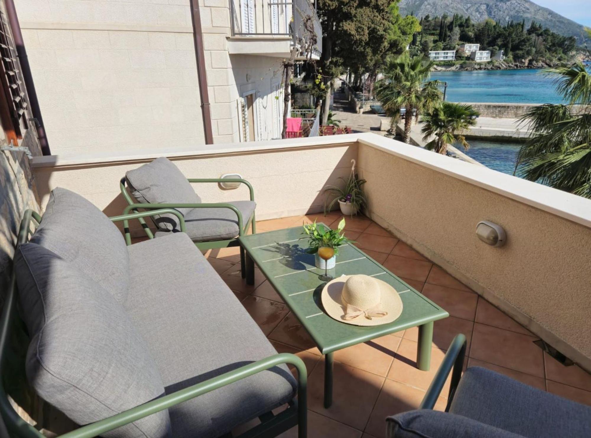 Villa Ana Apartments Млини Екстер'єр фото
