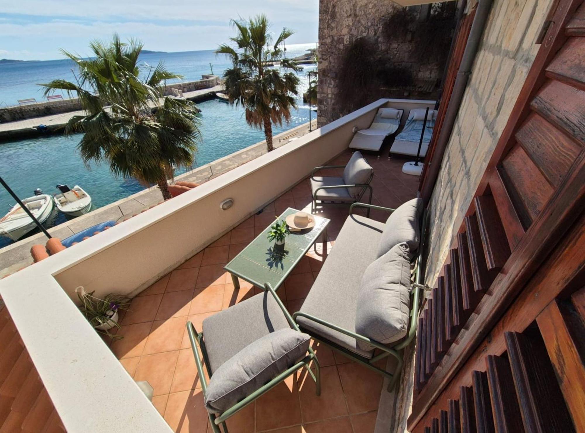Villa Ana Apartments Млини Екстер'єр фото